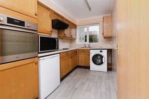 KITCHEN- click for photo gallery